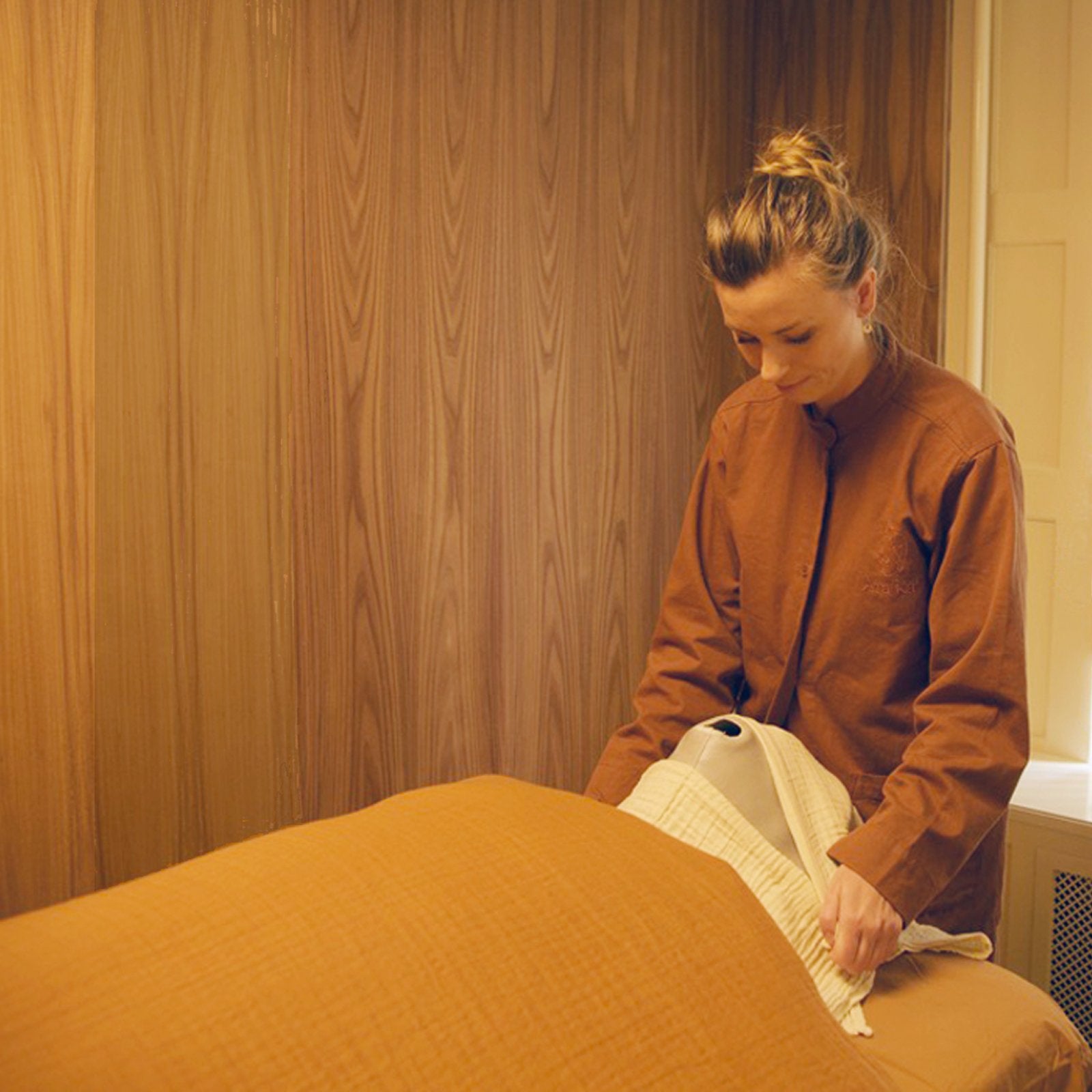 Arakai Face Place Signature Facial Copenhagen