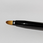 noto lip and cheek duo brush detail
